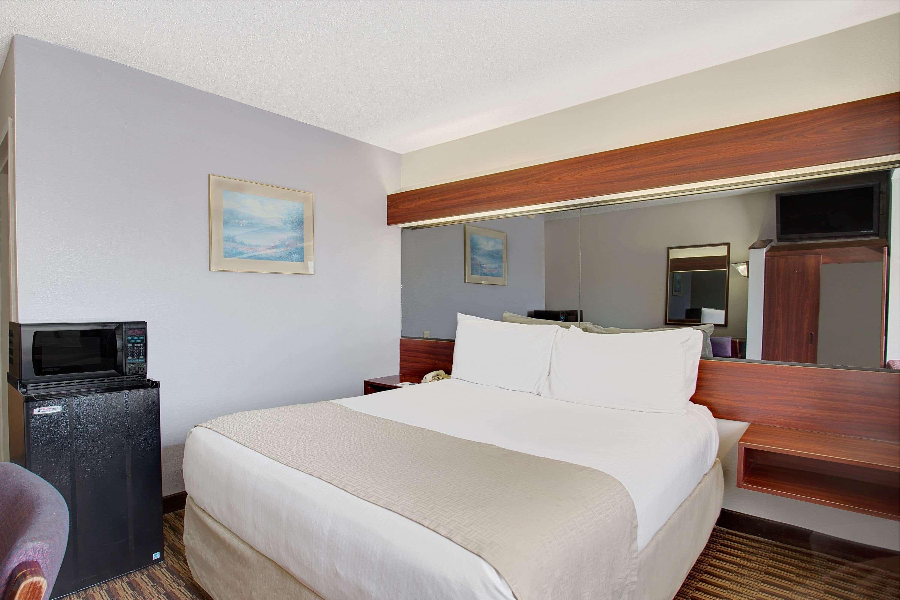 Microtel Inn By Wyndham - מורפריסבורו מראה חיצוני תמונה